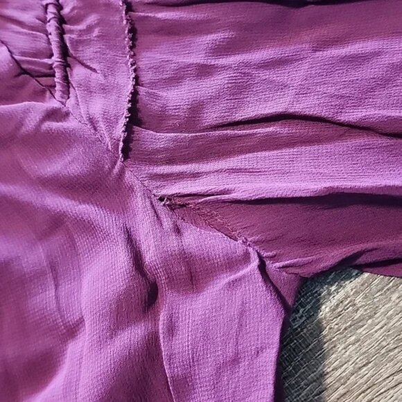 🎉 NEW Farm Rio long sleeve, Ruffle peplum Blouse 🎉 - Picture 6 of 6